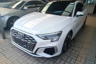 奥迪A3 2022款 A3L Limousine 35 TFSI 时尚运动型