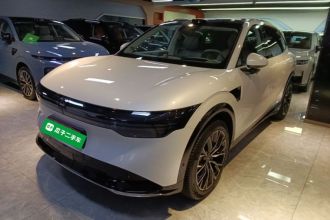 极氪7X 2025款 75kWh 后驱智驾版