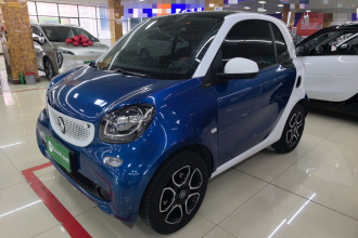smart fortwo 2019款 0.9T 66千瓦硬顶风擎版 国VI