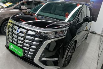 腾势D9 2022款 DM-i 970 四驱尊荣型