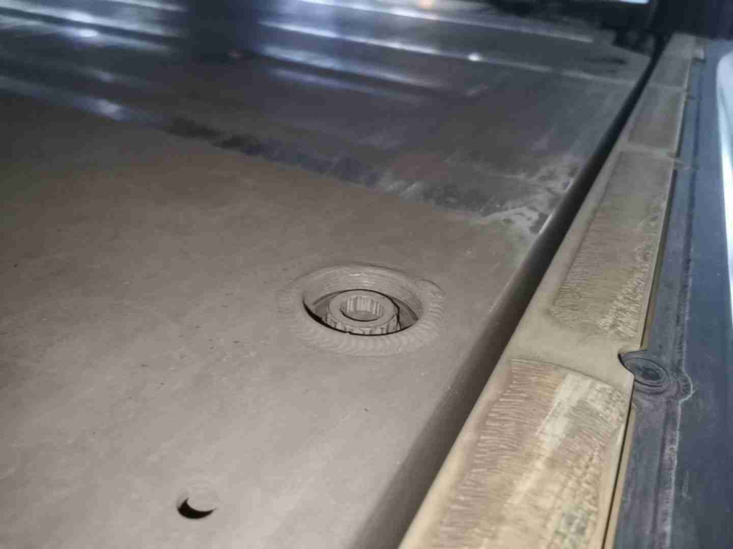 动力电池箱底板更换记录示意