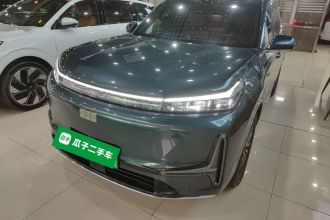 吉利银河 银河M9 2025款 230km 两驱探索版
