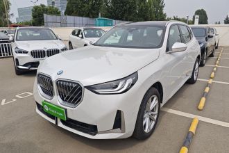 宝马X3 2025款 xDrive25L 豪华套装