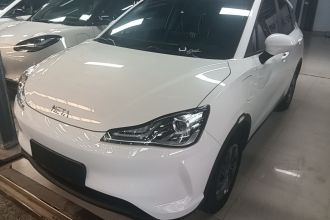哪吒汽车 哪吒V 2022款 标准续航行业定制版