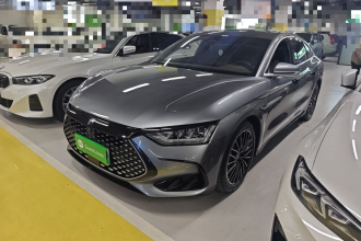 比亚迪 汉 2023款 DM-i 冠军版 121KM 尊享型