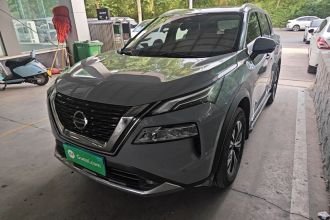 日产 奇骏 2021款 VC-Turbo 300 CVT 4WD尊享版