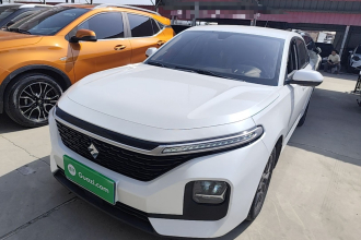 宝骏RC-5 2020款 1.5L CVT智耀精英型