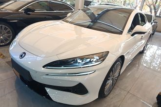 腾势Z9 2024款 1100km 四驱Ultra版