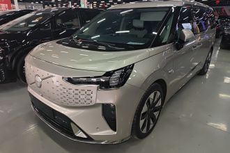 沃尔沃EM90 2025款 Ultra 六座