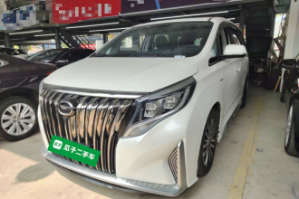 广汽传祺 传祺M8 2021款 大师系列 390T 尊贵版