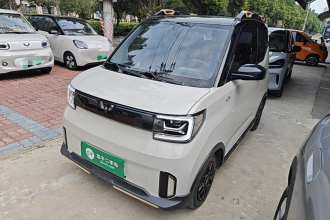 五菱汽车 宏光MINIEV 2022款 GAMEBOY 300km 玩咖款 磷酸铁锂