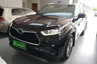 丰田 汉兰达 2023款 2.5L智能电混双擎两驱尊贵版 7座