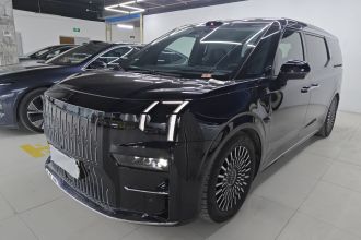 极氪009 2024款 七座过道版四驱 108kWh