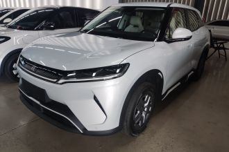 比亚迪 元UP 2025款 301KM 领航型