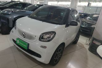 smart fortwo 2019款 0.9T 66千瓦硬顶动擎版 国VI