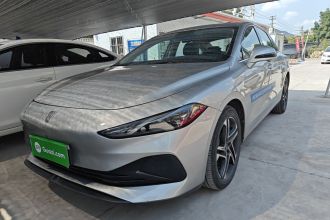 荣威D7 2023款 DMH 125km 旗舰版