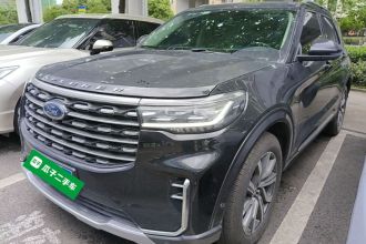 福特 探险者 2023款 EcoBoost 285 四驱钛金版 7座