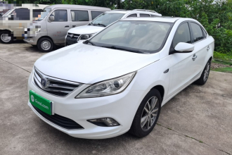 长安 逸动 2015款 1.6L 手动豪华型 国V