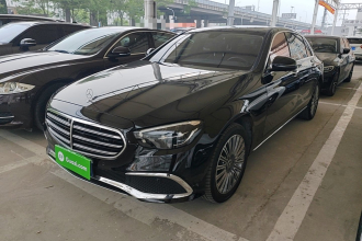 奔驰E级 2023款 E 300 L 豪华型