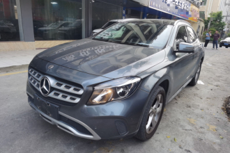 奔驰GLA 2019款 GLA 200 动感型