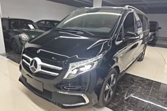 奔驰V级 2021款 V 260 L 长轴距尊贵版