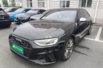 奥迪S4 2023款 S4 3.0TFSI