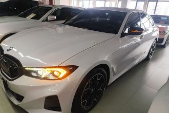 宝马i3 2024款 eDrive 40 L 曜夜套装