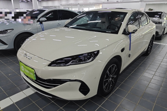 比亚迪 海豹06新能源 2025款 DM-i 智驾版 120KM尊享型