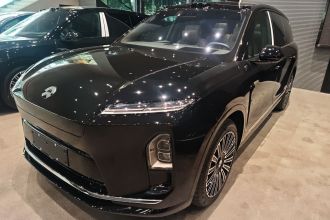 蔚来ES8 2026款 六座行政豪华版