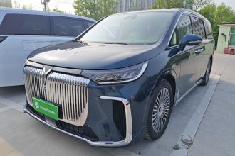 岚图汽车 岚图梦想家 2025款 PHEV 四驱旗舰鲲鹏版