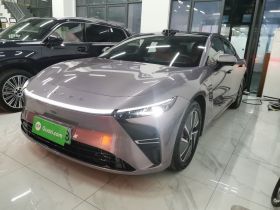 星途 星纪元 ES 2025款 增程 Max 城区辅助驾驶