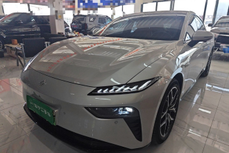 东风奕派 eπ007 2025款 纯电 565四驱Max领航版