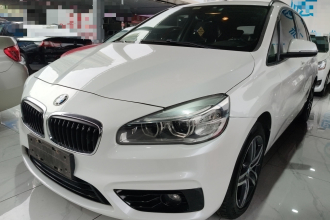 宝马2系旅行车 2016款 218i 运动设计套装