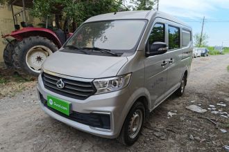 长安跨越 跨越星V3 2022款 1.5L汽油标准型5座厢式JL473QH