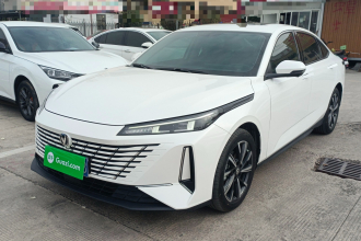 长安 逸动 2024款 1.5T GDI自动 尊贵型