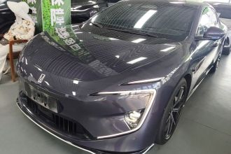 阿维塔12 2023款 700 三激光后驱奢享版