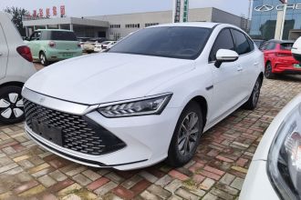 比亚迪 秦PLUS 2024款 荣耀版 DM-i 55KM领先型