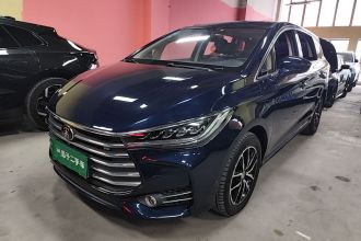 比亚迪 宋MAX 2017款 1.5T 自动智联豪华型 7座