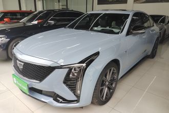 凯迪拉克CT5 2025款 28T 赛道性能版+巅峰赛道选装包