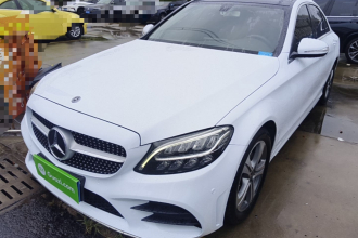 奔驰C级 2019款 改款 C 260 L 运动版