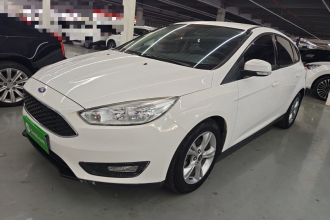 福特 福克斯 2015款 两厢 1.6L 自动舒适型