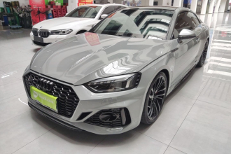 奥迪RS 5 2022款 RS 5 2.9T Coupe 黑曜版