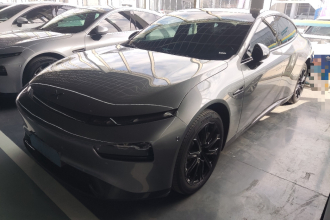 小鹏P7 2020款 562E性能版