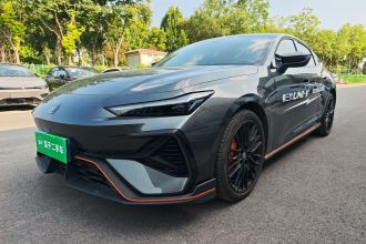 长安UNI-V 2025款 第三代 2.0T 劲擎型