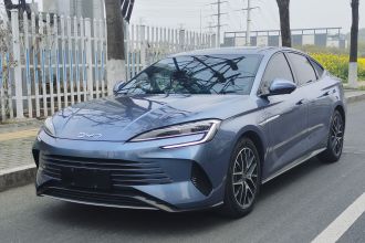 比亚迪 海豹 2023款 DM-i 1.5L 121km 豪华型