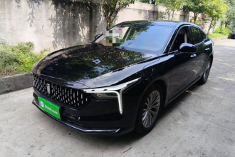 奔腾B70 2022款 第三代 1.5T 自动乐享型