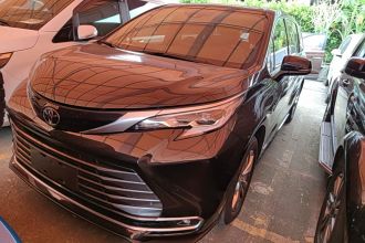 丰田 赛那SIENNA 2024款 2.5L混动 四驱豪华版
