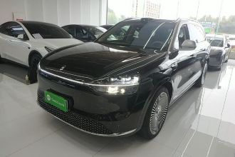 鸿蒙智行 问界M9 2025款 增程 Ultra版 52kWh 5座版 (192线激光雷达）