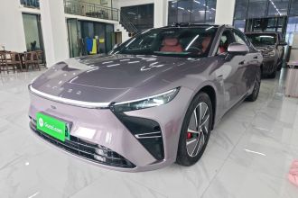 星途 星纪元 ES 2025款 增程 Max 城区辅助驾驶