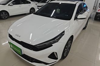 起亚K3 2023款 1.5L CVT豪华版